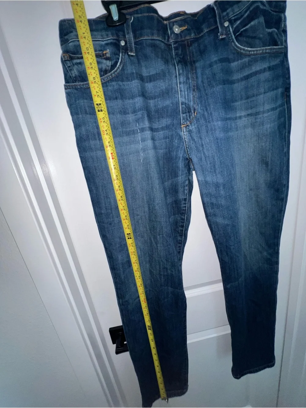 Joe’s Jeans Men’s The Athletic Fit W38 Blue Stretch Denim Jeans